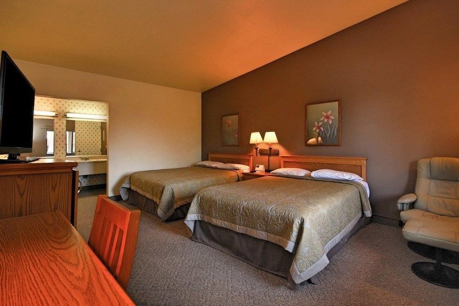 Hotel - Newport Area 2*