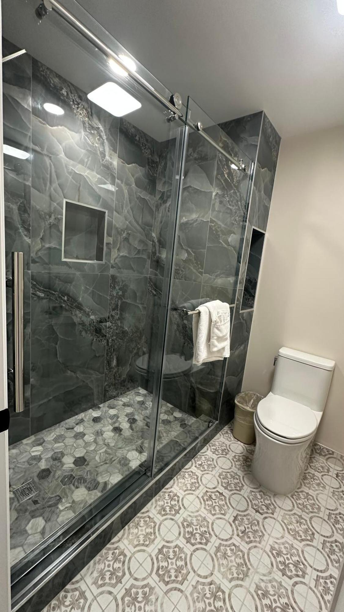 - Newport Area Hotel Costa Mesa